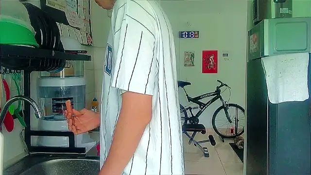 Snapshot of Andy_gray chatting on 11.20.25 Andy gray online show from 11.20.25