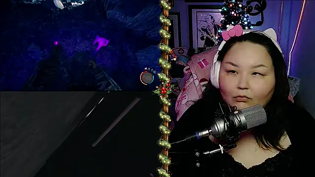 Snapshot of EmGreens chatting on 12.29.24 EmGreens online show from 12.29.24