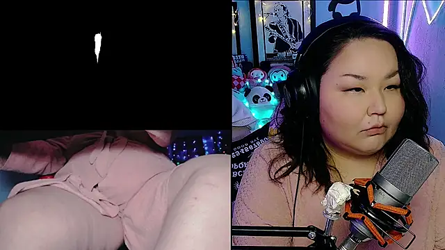 Snapshot of EmGreens chatting on 03.09.25 EmGreens online show from 03.09.25