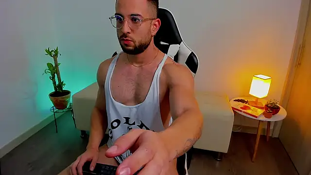 dafboy1 online show from 12.02.25