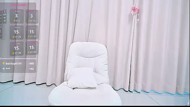 Snapshot of Aster_Hoa chatting on 09.27.25 Aster Hoa online show from 09.27.25