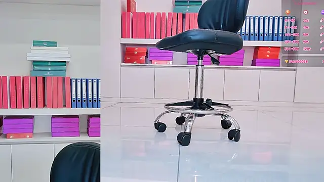 Aster Hoa online show from 04.07.26