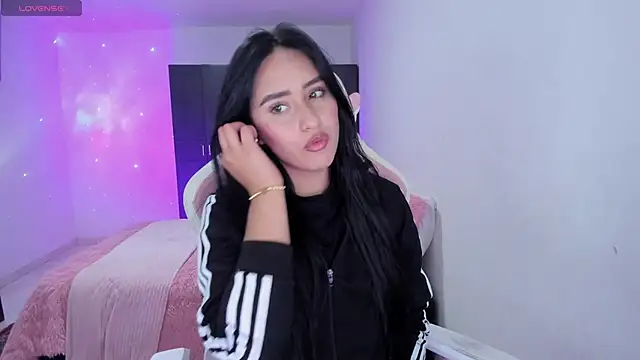 Tinylottie online show from 04.10.26