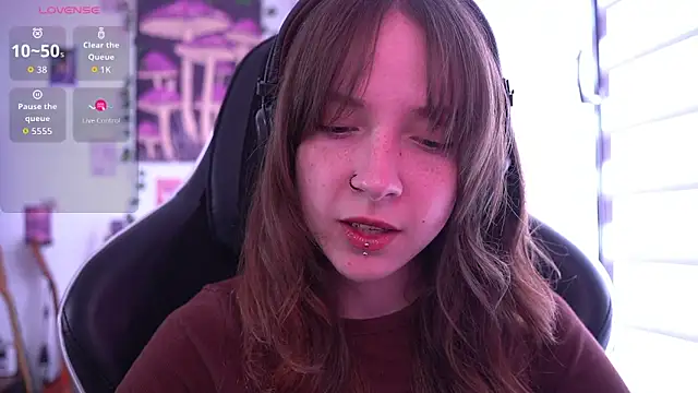 Snapshot of juliapie chatting on 04.24.26 juliapie online show from 04.24.26