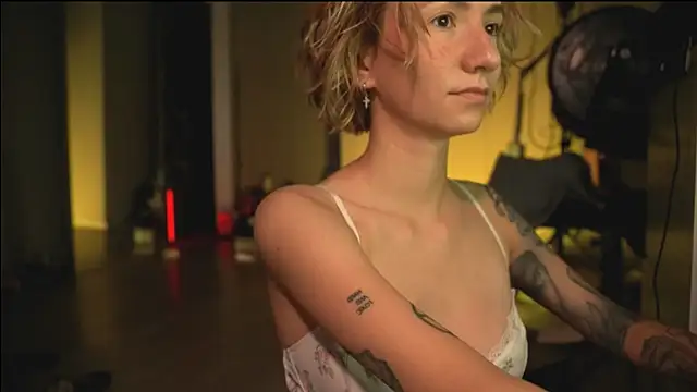 Snapshot of Arianna_Richi chatting on 03.02.25 Arianna Richi online show from 03.02.25