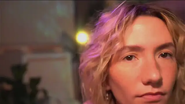 Snapshot of Arianna_Richi chatting on 10.01.25 Arianna Richi online show from 10.01.25