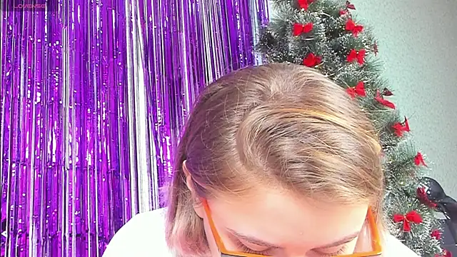 Seductive She Wolf online show from 01.04.25