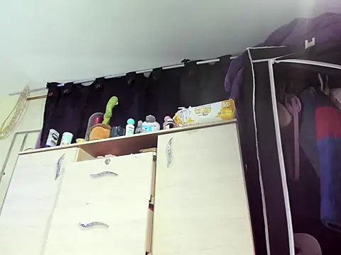 alanaanddaphne online show from 02.07.25