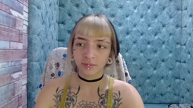 Samantha Smiith online show from 10.24.25