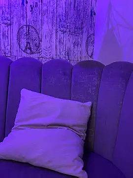 AbyThompson online show from 03.25.26