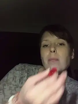 Snapshot of KatieBARBiE98 chatting on 12.30.24 KatieBARBiE98 online show from 12.30.24