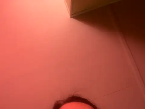 Snapshot of KatieBARBiE98 chatting on 10.22.25 KatieBARBiE98 online show from 10.22.25