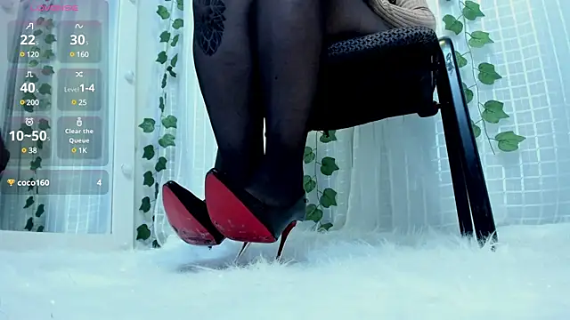 Madeleine  w online show from 03.03.25