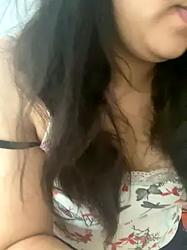 yassminsexy22 online show from 11.18.25