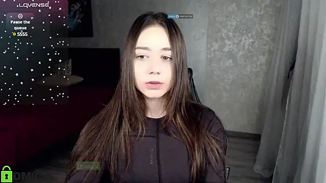 Mary Moonlight online show from 12.05.24