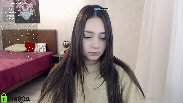 Mary Moonlight online show from 12.08.24