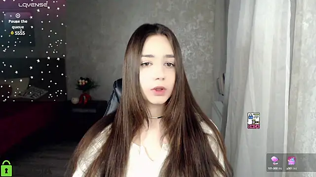 Mary Moonlight online show from 01.14.25