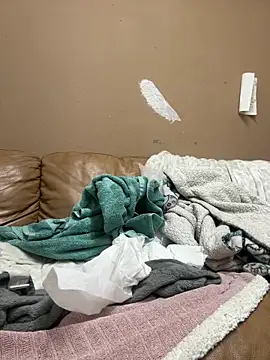 UtopianMisfit1 online show from 03.18.26