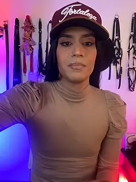 Snapshot of akinoro_ chatting on 11.15.25 akinoro online show from 11.15.25