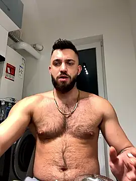 LoveIsBlind  online show from 12.06.24