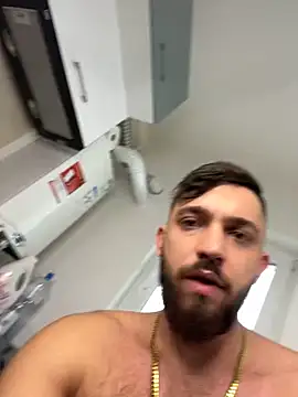 LoveIsBlind  online show from 12.09.24