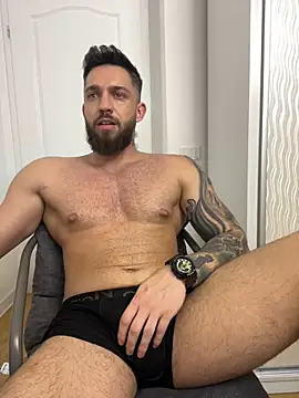 LoveIsBlind  online show from 09.12.25