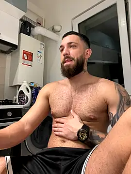 LoveIsBlind  online show from 10.18.25