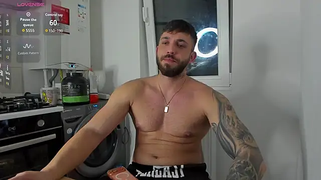 LoveIsBlind  online show from 04.06.26