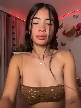 lina pink online show from 12.03.24