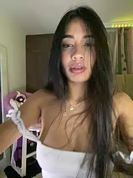 lina pink online show from 03.20.25