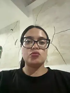 Snapshot of Karla-sexy01 chatting on 12.26.24 Karla-sexy01 online show from 12.26.24