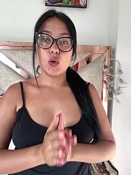 Snapshot of Karla-sexy01 chatting on 09.11.25 Karla-sexy01 online show from 09.11.25