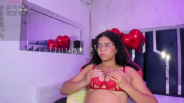 Snapshot of MilaHall_ chatting on 02.13.26 MilaHall online show from 02.13.26