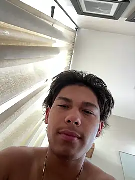 ilov3bigbootylatinas online show from 06.21.26