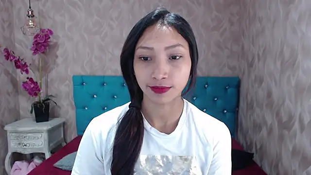 MadelineDoll online show from 01.18.25
