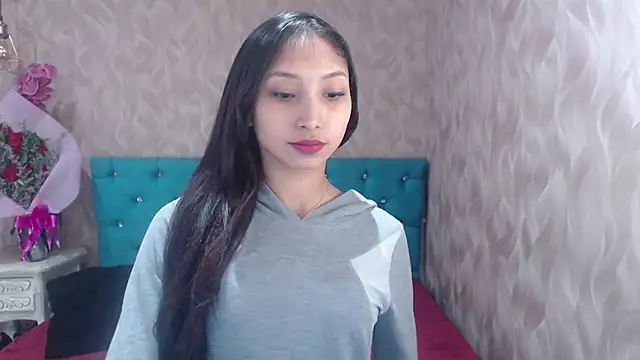 MadelineDoll online show from 02.09.25