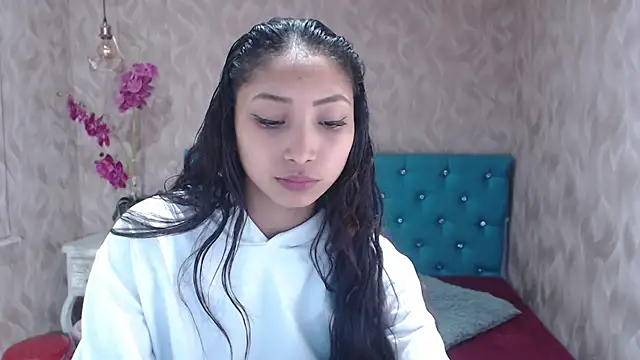 MadelineDoll online show from 02.23.25