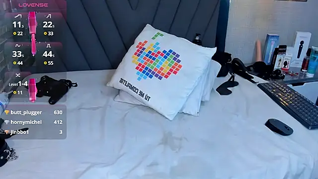 CAMILAGRAY online show from 02.26.25