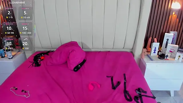 CAMILAGRAY online show from 02.12.26