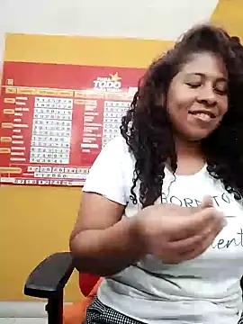 Snapshot of Ivon-09 chatting on 02.02.25 Ivon-09 online show from 02.02.25