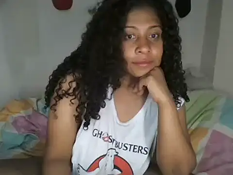Snapshot of Ivon-09 chatting on 02.24.25 Ivon-09 online show from 02.24.25
