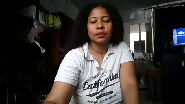 Ivon-09 online show from 10.27.25