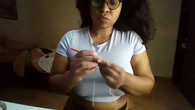 Ivon-09 online show from 07.08.26