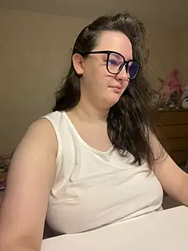 hungry1bunny online show from 01.28.25