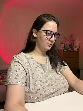 hungry1bunny online show from 02.12.25