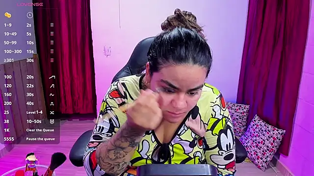 Sharon hils online show from 12.26.24