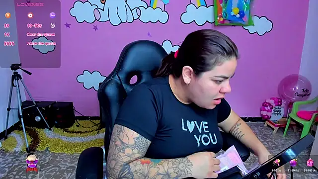 Sharon hils online show from 03.30.26