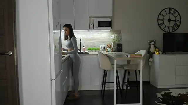 nilliluv online show from 10.27.25