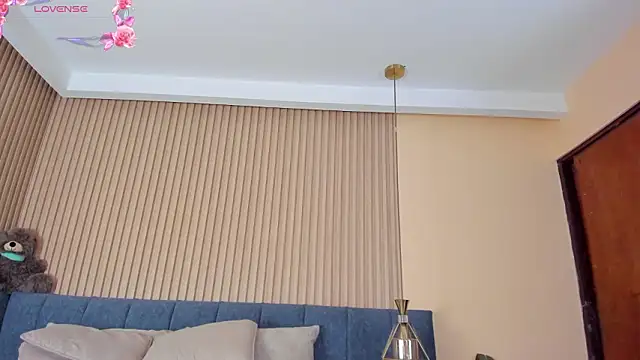 Snapshot of kathecute__ chatting on 02.21.26 kathecute online show from 02.21.26