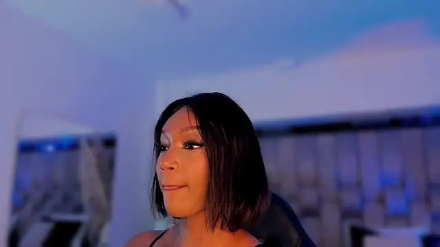 ChaynnaCooper online show from 11.21.25